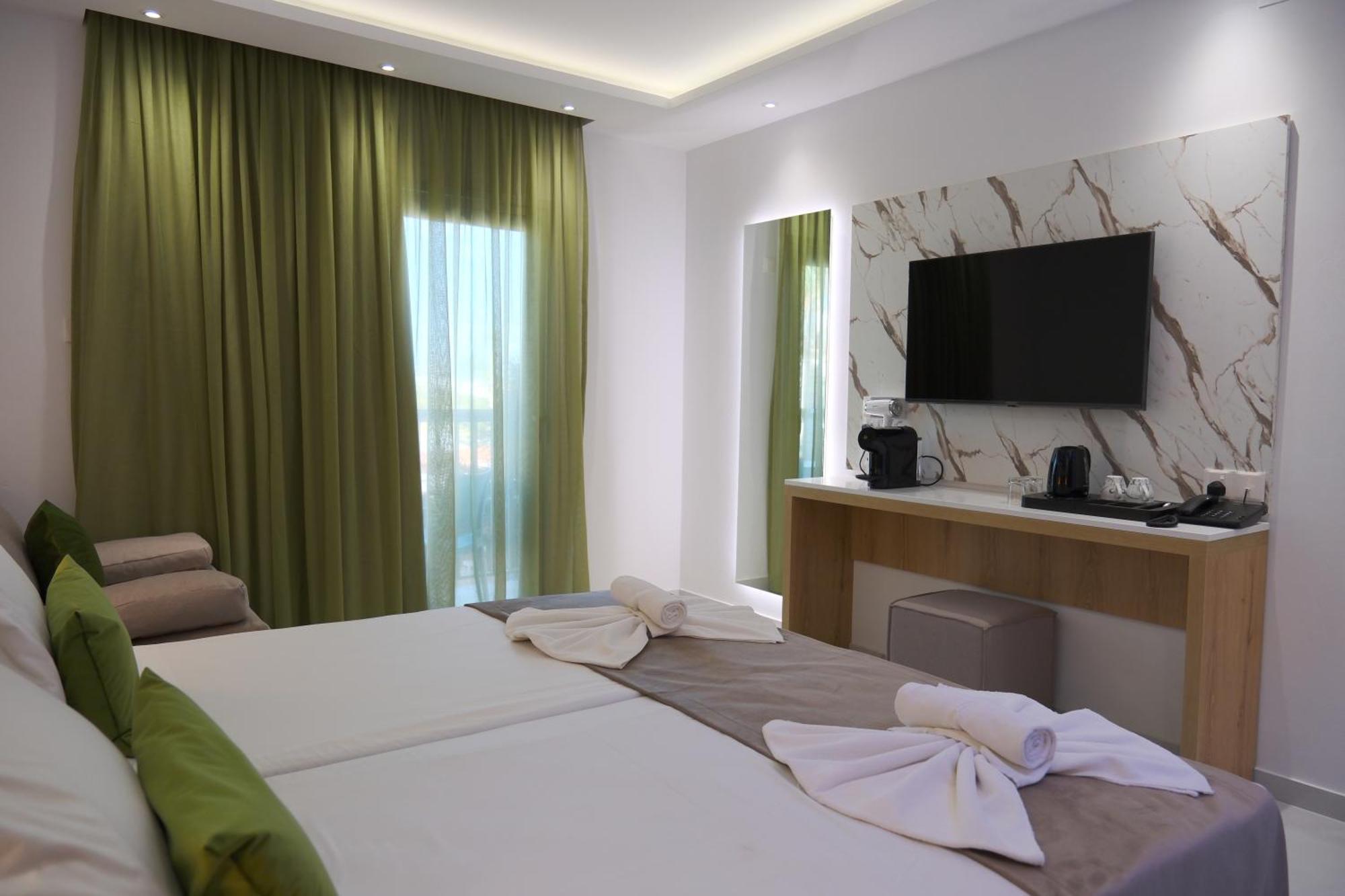 Loutsiana Deluxe Apts Agia Napa Quarto foto